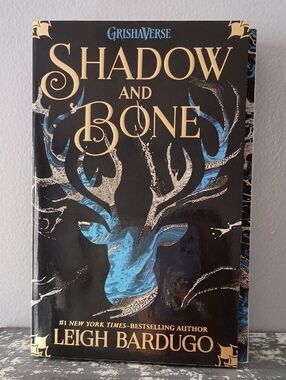 Shadow and Bone Book by Leigh Bardugo